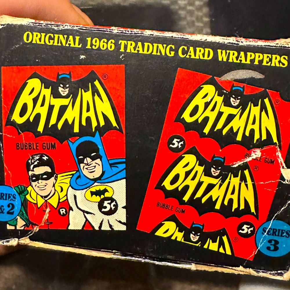 DC Comics™️ Topps™️ Original 1966 reissue Batman set of 143 Trading Cards